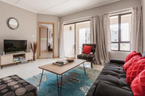 Alimama Spaces: Chelsea's Le Royale